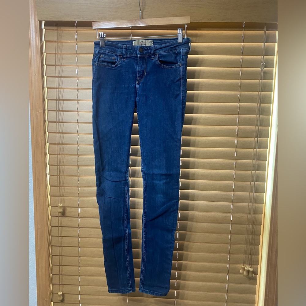 Hollister super skinny jeans Size 3L 26 x 33